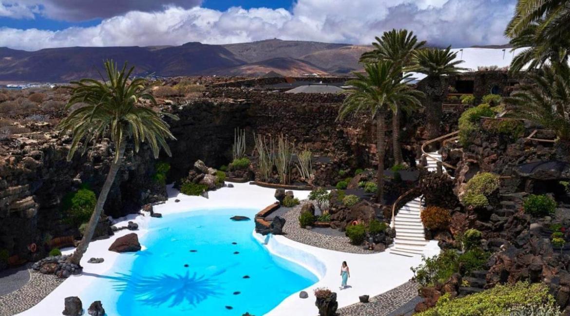 Lanzarote Casa Volcanica-Anclada Sobre La Lava Del Volcan Montana Blanca ภายนอก รูปภาพ